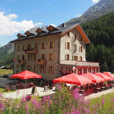 Aiguille De La Tza Hotel อาโรลลา ภายนอก รูปภาพ