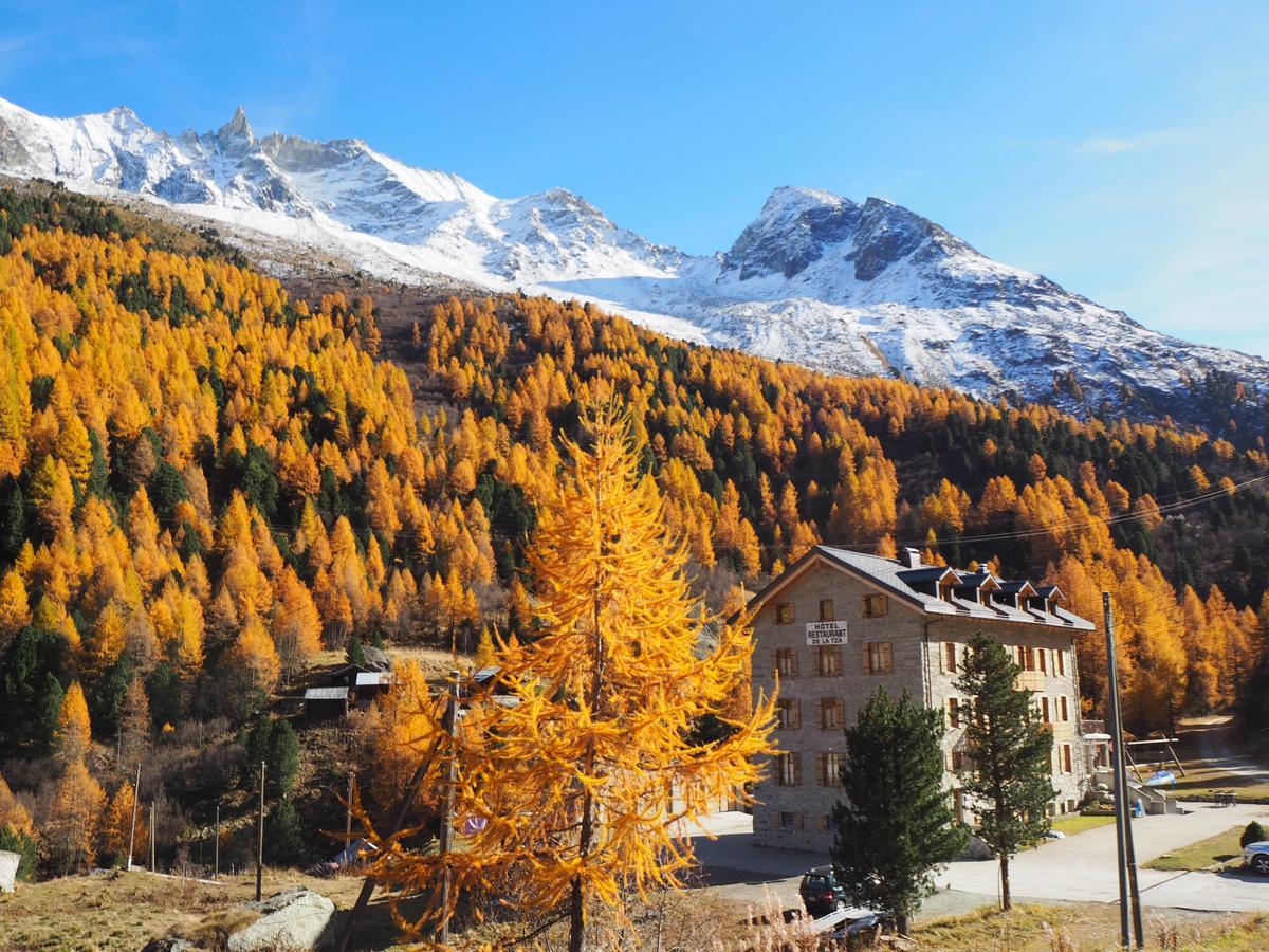 Aiguille De La Tza Hotel อาโรลลา ภายนอก รูปภาพ