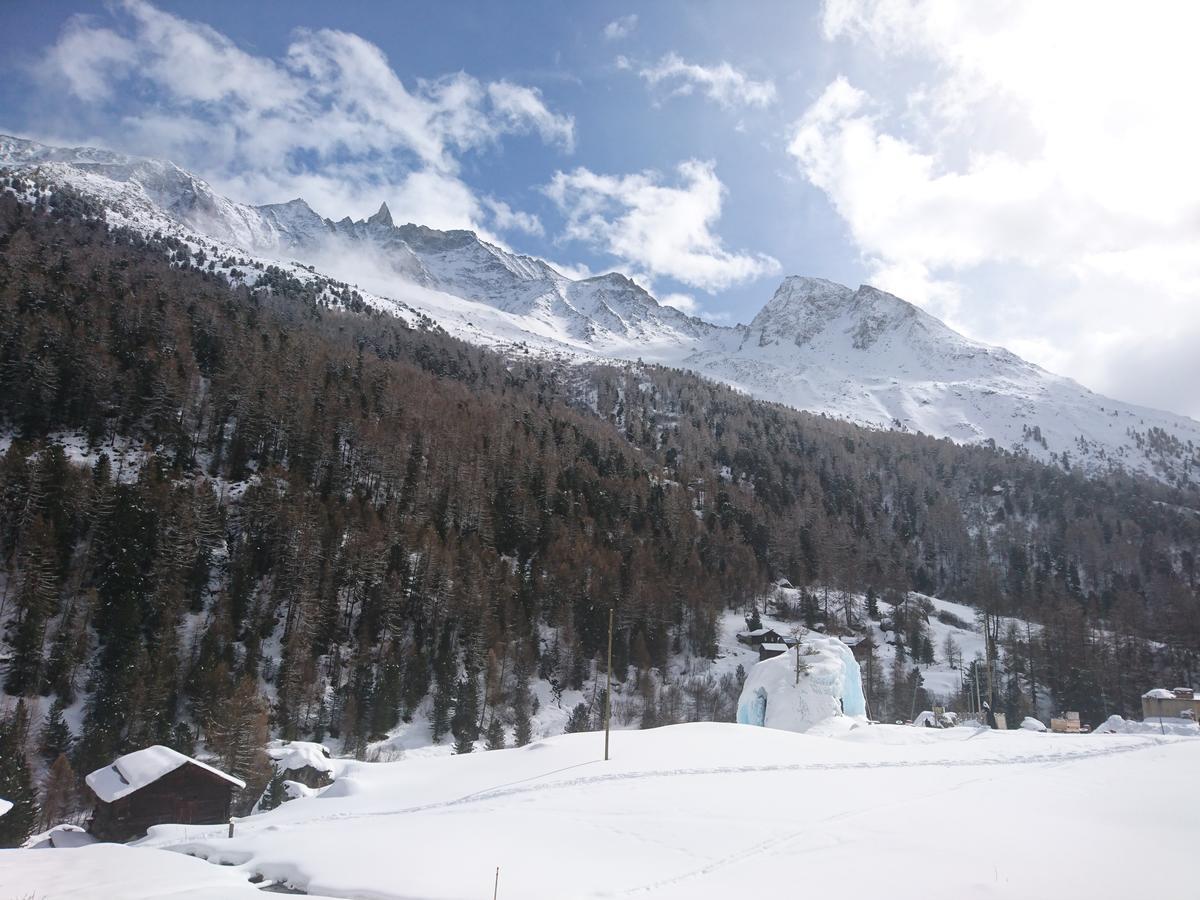 Aiguille De La Tza Hotel อาโรลลา ภายนอก รูปภาพ