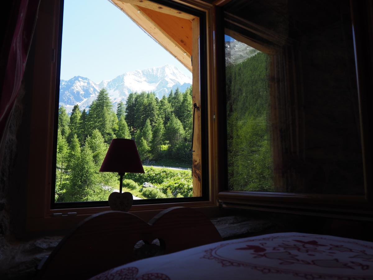 Aiguille De La Tza Hotel อาโรลลา ภายนอก รูปภาพ